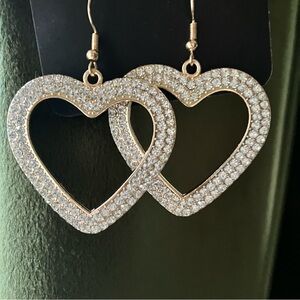 💖Gold and rhinestone heart earrings